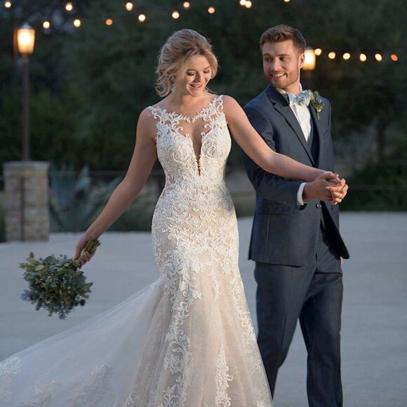 Essense of Australia - D2548 - Picture 1 of 4